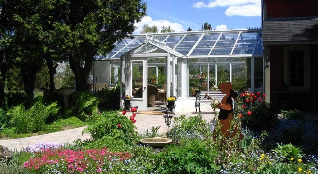 Greenhouse Manufacturers 101 Finding the Best among the Greens